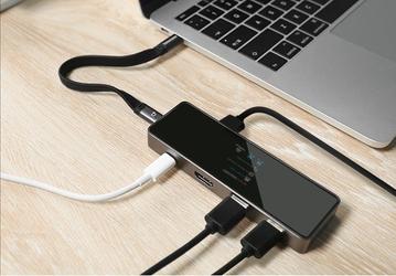 Концентратор Smart Dock для MacBook и iPad оснащен дисплеем