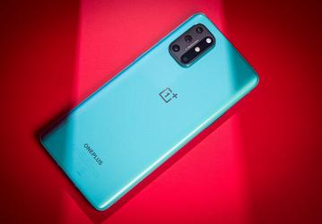 Новогодние подарки от OnePlus. Покупатели OnePlus 8T могут получить OnePlus 7T за $99