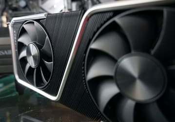 У старшей версии GeForce RTX 3060 памяти будет больше, чем у RTX 3080. Новинки Nvidia выйдут в январе и феврале