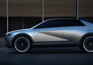 313 л.с. и полный привод. Раскрыты характеристики электромобиля Hyundai для России