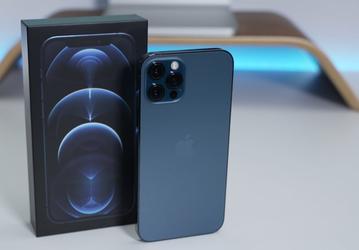Почему самый дорогой iPhone 12 уступил первенство прошлогоднему флагману Samsung. Роскачество обновило рейтинг лучших смартфонов