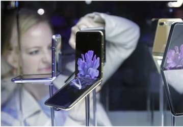 Samsung Electronics временно прекращает попытки разработать складное стекло