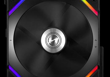 Корпусные вентиляторы Lian Li Uni Fan SL140 соединяются друг с другом без проводов