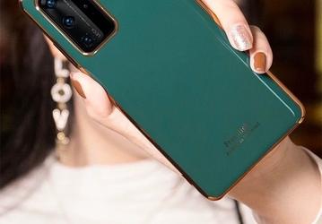 Huawei P40 Pro в руках пользователя