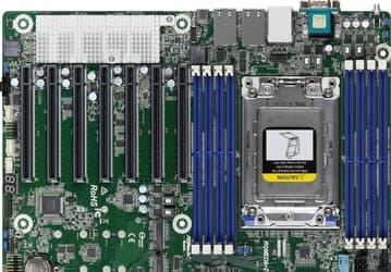На системной плате ASRock ROMED8-2T есть семь слотов расширения PCIe 4.0 x16
