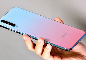 «Идеальный молодежный смартфон» Honor 20 Youth Edition упал в цене у себя на родине