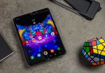 Самый дорогой смартфон Samsung наконец-то получил Android 10