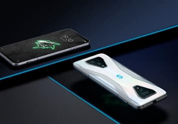 Snapdragon 865, 5G и 90-герцовый экран за $500. В продажу поступил новый недорогой флагман