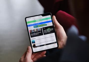 Samsung Galaxy Fold 2 станет крупнее, но при этом намного легче