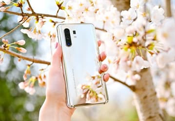 Невероятно красивый смартфон Vivo X30 Mirror Edition