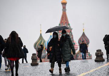 Компенсация следует. Москвичам выдали платную подписку вместо пропусков