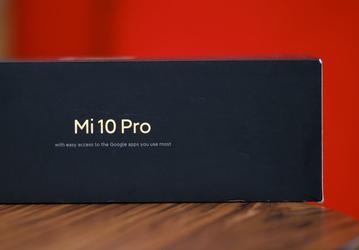Флагманские смартфоны Xiaomi Mi 10 и Mi 10 Pro поступают в продажу в Европе