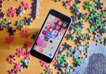 Вердикт вынесен. Первые обзоры и распаковки «антикризисного» iPhone SE за день до начала продаж