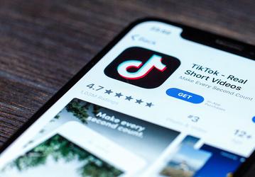 Новый рекорд сверхпопулярного TikTok на фоне пандемии коронавируса. Челлендж «Обмочи штаны» тут ни при чём