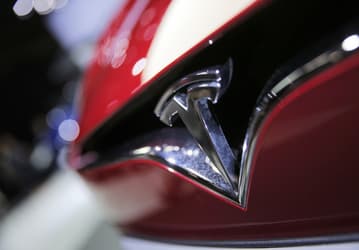 Чистая прибыль Tesla в первом квартале составила 16 млн долларов 