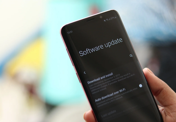Samsung снова дала надежду пользователям Galaxy S9 на большое обновление