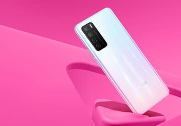 Огромный среднебюджетный смартфон Honor с 5G на официальных изображениях. Honor Play 4 представят через несколько дней