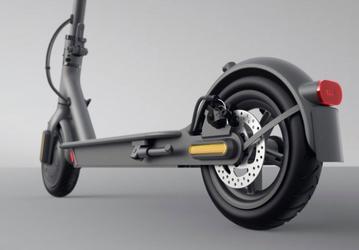 Электросамокаты Xiaomi Mi Scooter 1S и Mi Scooter Pro 2 выходят в Европе по цене 499 и 599 евро соответственно
