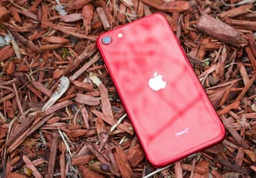 Хорошая либо плохая новость для нового iPhone SE. Ситуация с дефицитом начала улучшаться, но неясно, из-за чего