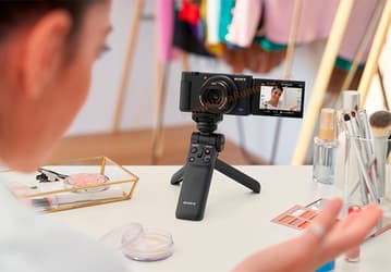 Цена и основные спецификации камеры Sony ZV-1 стали известны незадолго до анонса