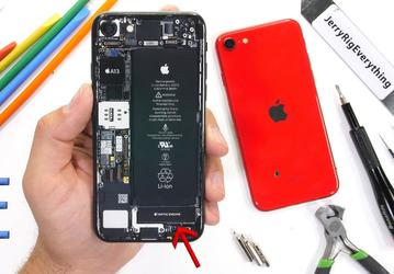 Гроза смартфонов распотрошил iPhone SE. Вибромотор восстановлению не подлежит