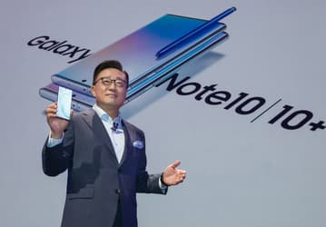 Так Samsung флагманы ещё не анонсировала. Презентация Galaxy Note20 пройдёт только онлайн