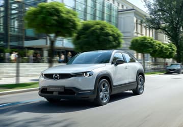 Стартовало производство первого электромобиля Mazda