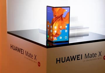 Huawei готовит «дешёвый» гибкий смартфон. Его покажут уже осенью