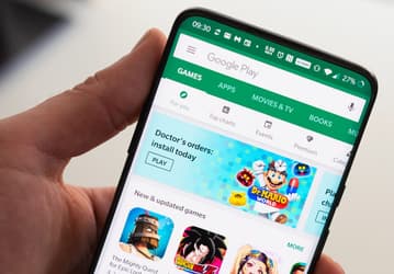 Google разрешила смартфонам Android автоматически устанавливать игры и приложения