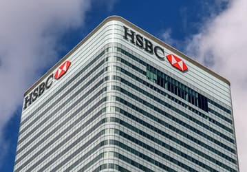 HSBC предупреждает о возможных репрессалиях со стороны Китая в ответ на запрет оборудования Huawei в Великобритании