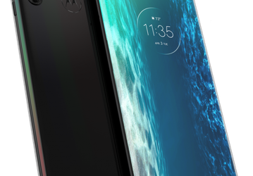 90-герцевый экран, платформа Qualcomm 5G и американский бренд. Стали известны параметры Motorola Edge Lite