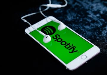 Spotify всё ещё хочет выйти на российский рынок. Пока возможный запуск запланирован на осень