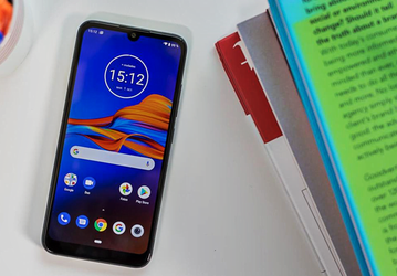 Новый бюджетный смартфон на подзабытой платформе Qualcomm. К выходу готовится Motorola Moto E LE