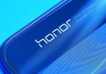 Новенький Honor впервые засветился в Сети
