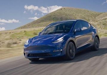 Tesla не только удешевила Model Y, но еще и повысила запас хода. А Model 3 скоро доберется до Индии