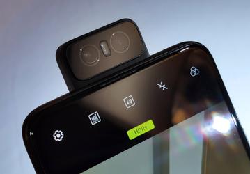 Asus ZenFone 7 с экраном без вырезов и поворотной камерой ожидается уже в августе