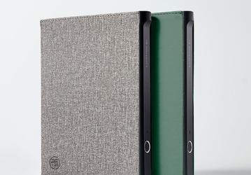 На площадке Xiaomi появился обычный бумажный блокнот в папке со сканером отпечатков пальцев