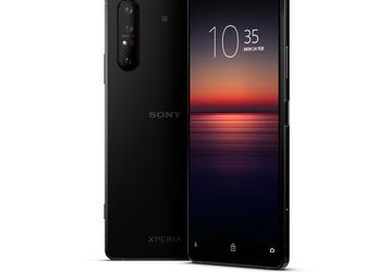 Флагманский камерофон Sony Xperia 1 II получил поддержку RAW