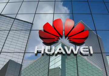 Доходы Huawei растут назло санкциям и пандемии