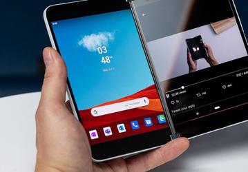 Один из самых необычных смартфонов в мире Android. Microsoft Surface Duo задерживается, но все еще должен выйти этим летом