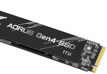 Твердотельные накопители Gigabyte Aorus Gen4 предложены объемом 500 ГБ, 1 ТБ и 2 ТБ