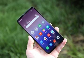 Сюрприз. Обновление Android 10 активирует 90 Гц у смартфонов Meizu