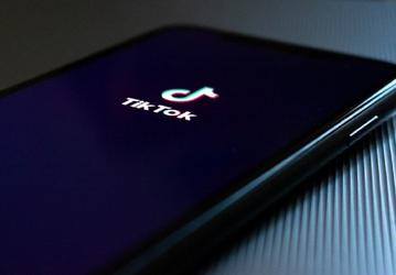 В США могут запретить самое популярное приложение в мире. Для TikTok наступает чёрная полоса
