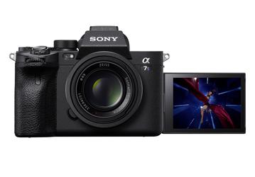 Представлена полнокадровая беззеркальная камера Sony a7S III