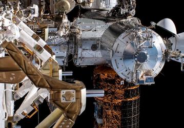 Возвращение астронавтов на космическом корабле SpaceX Crew Dragon запланировано на 2 августа