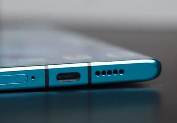Флагманские смартфоны Huawei станут похожи на флагманы Samsung