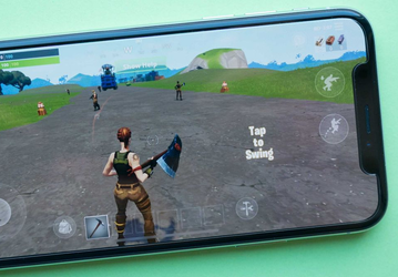 Смартфоны iPhone с уже установленной игрой Fortnite продают за $10 000 и дороже