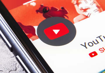 США давит на Китай разными способами. Google удалила более 2500 каналов YouTube из-за дезинформации
