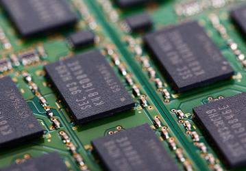 Оперативная память и SSD будут оставаться дешёвыми ещё минимум год. Из-за соответствующих цен на микросхемы DRAM и NAND 