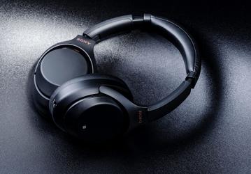 Для фанатов звука от Sony. Стала известна возможная дата анонса наушников Sony WH-1000XM4